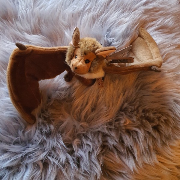 kleine Plüschfledermaus zum Aufhängen