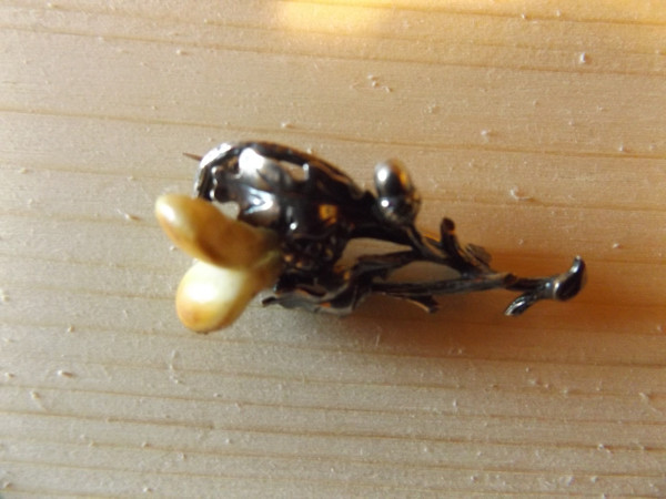 Brosche "Eichenlaub" für zwei Grandeln