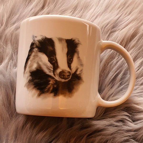 Tasse mit Dachsaufdruck