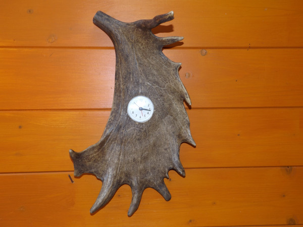 Dammschaufel als Wanduhr 