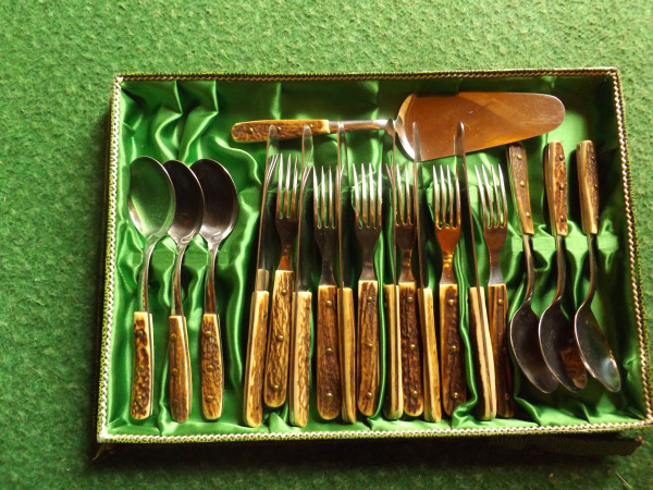 Besteck Set 19tlg.
